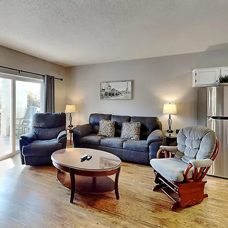 Dream A Little Dream Whispering Pines 411 Apartment